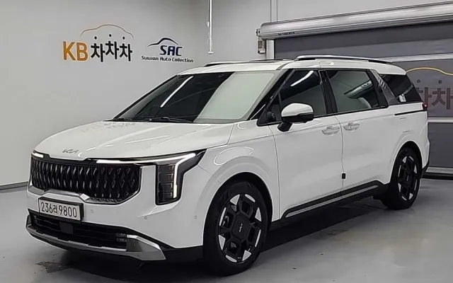 더 뉴 카니발 4세대 가솔린 9인승 시그니처 기아 2024/01 23,477km